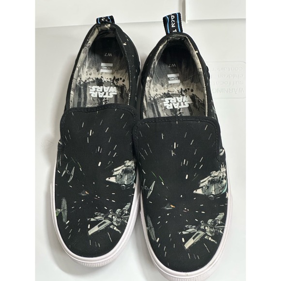 Toms Womens Travel Lite Star Wars Slip On Low Top Black Sneakers Shoes Size 7 - Picture 2 of 4